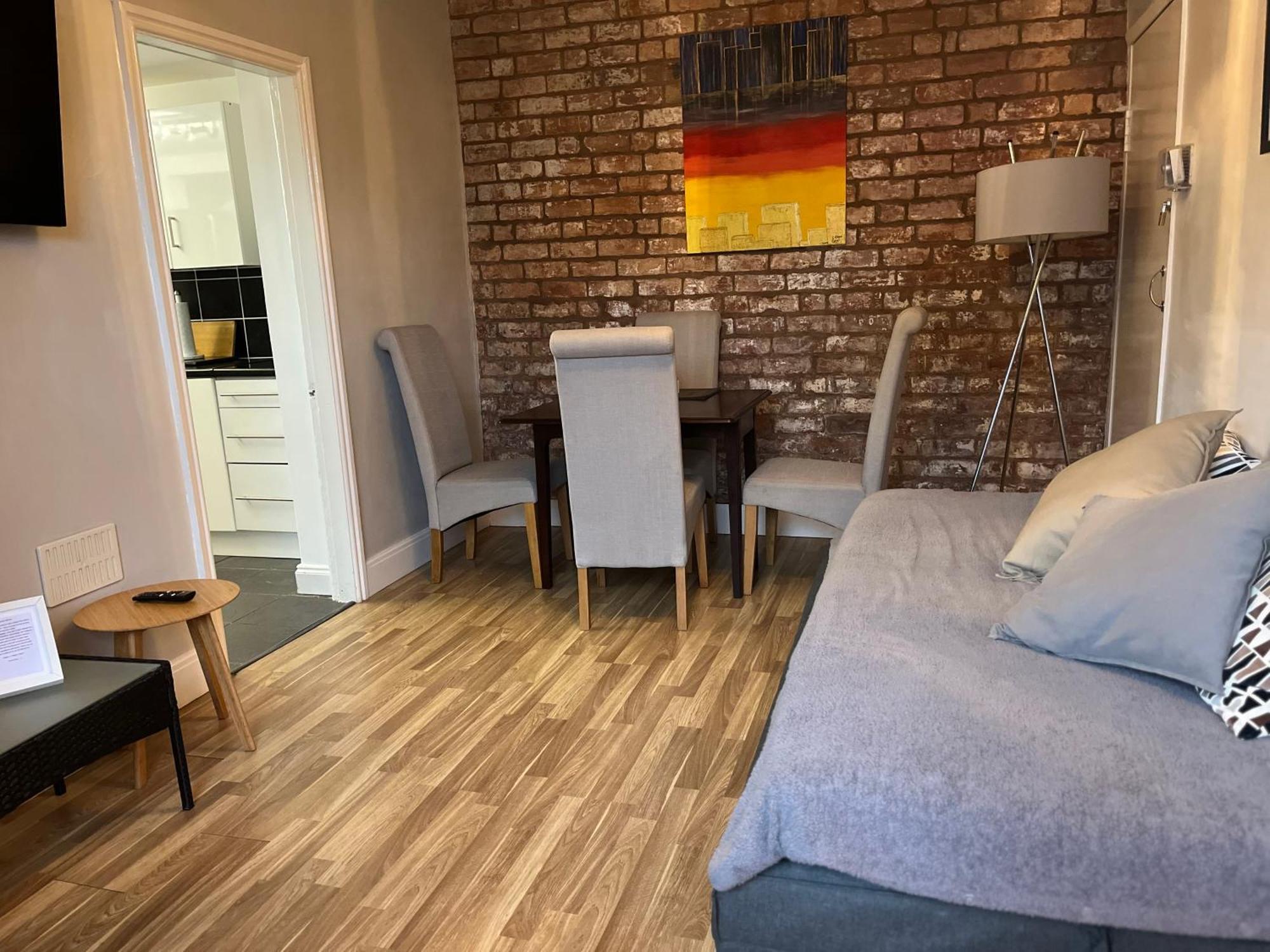 Cosy And Peaceful Maisonette With Terrace, Kidderminster Exteriör bild